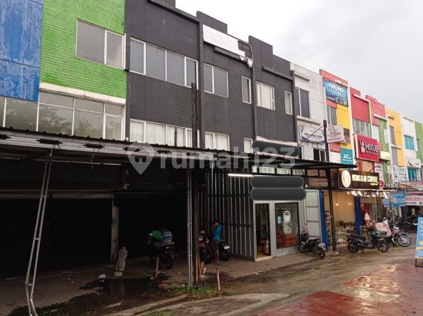 Ruko Strategis 3 Lantai di Beranda Serpong Jl Ciater Raya Sarua 