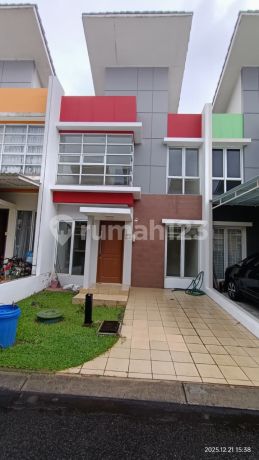 Neat Minimalist House in Riviera Village Gading Serpong