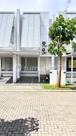 Termurah!! Jual Cepat Rumah Rapi Siap Huni Full Furnish Tabebuya Termurah!! Jual Cepat Rumah Rapi Siap Huni Full Furnish Tabebuya