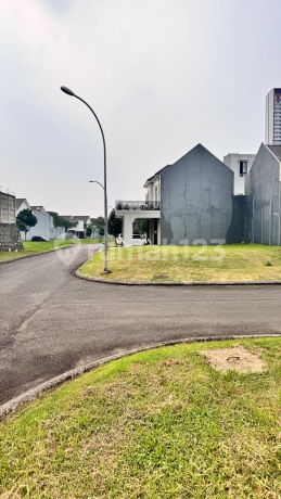 Kavling Kotak Hook Siap Bangun di Sutera Victoria Alam Sutera