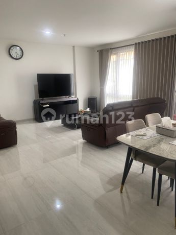 Dijual 2Br Apartemen Lloyd Full Furnished
