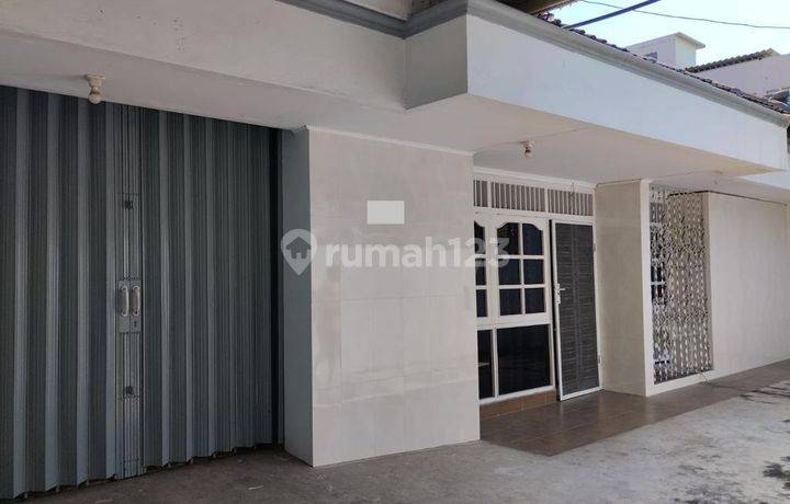 Rumah siap huni di  Pondok Indraprasta