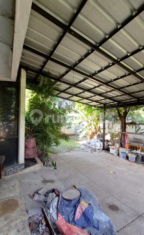 Dijual Cepat Rumah Di Jalan Raya Depan Hotel Taman Resto Dekat Ke Stasiun Sekolah Pasar Kampus SHM di Manggarai