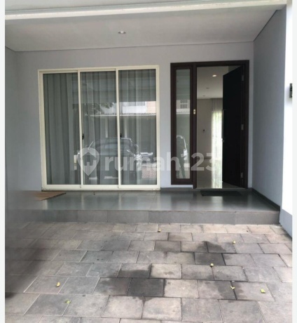Rumah Asri Siap Huni Di Serenia Hills, Lebak Bulus