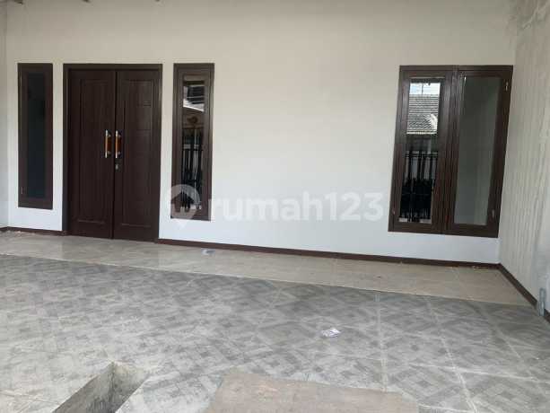 Rumah Darmo Indah Selatan Murah Siap Huni