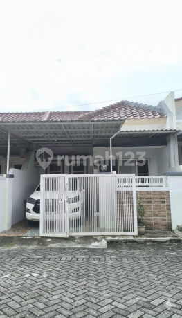 For Sale Nirwana Regency House Strategic Ready to Live Surabaya City Ma 437