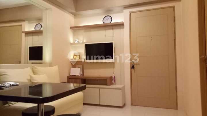 Apartemen Educity 2BR, Dekat PCM, Sekolah Gloria, Kampus ITS, WM