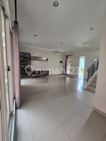 Cluster Flamingo The Springs Gading Serpong (Semi Furnish) Cluster Flamingo The Springs Gading Serpong (Semi Furnish)