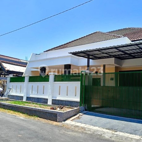 Rungkut Asri Surabaya Residence, close to MERR and UPN campus.