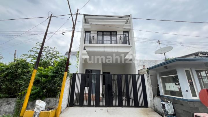 Rungkut Asri Utara House, Freehold Certificate, Ready, Merr, UPN