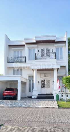 Granada Pakuwon Indah Split Level Near Citraland Graha Family