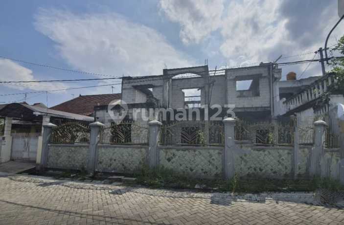 Dijual Rumah Setengah Jadi Hitung Tanah Unimas Pepelegi Waru dekat Bungurasih, Tol Waru, RS, Unimas District