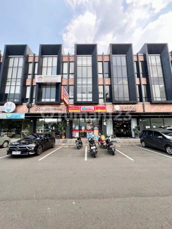 Auto Cuan Paling Murah ! Barang Langka Hadap Jalan! Ruko Victoria Lane - Alam Sutera