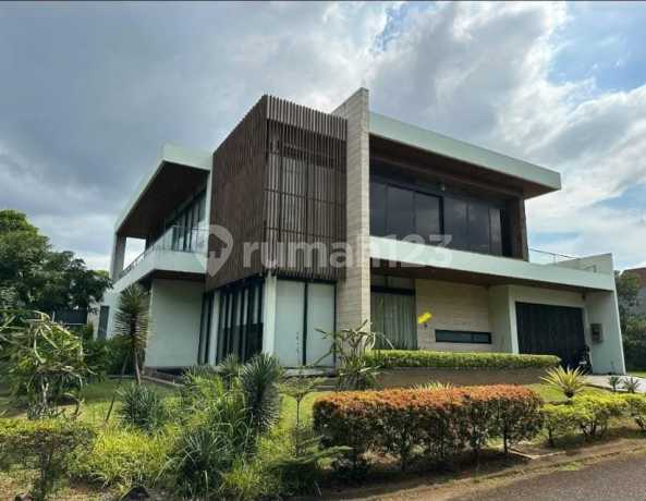 Turun Harga 4m! Rumah Cantik Bangunan Mandiri Sutera Narada Alam Sutera Turun Harga 4m! Rumah Cantik Bangunan Mandiri Sutera Narada Alam Sutera