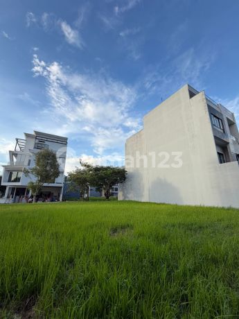 For Sale Rare Lake-Facing Lot Australia Ebony Green Lake City