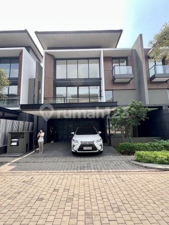 Unit Bagus Harga Terbaik! Cluster Laurel Navapark Bsd