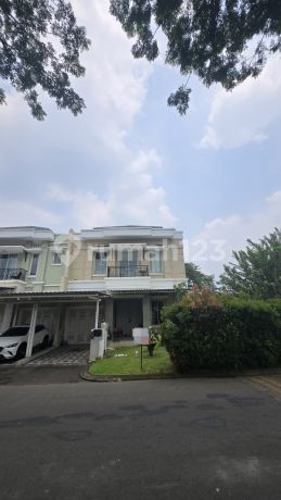 Jual Super Rugi Hoek Jalan Utama I! Cluster Maxwell Gading Serpong