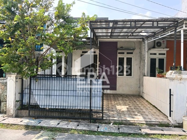 Quick Sale House in Pinang Griya Permai Complex, Land Area 118 m2, Ciledug Tangerang Quick Sale House in Pinang Griya Permai Complex, Land Area 118 m2, Ciledug Tangerang