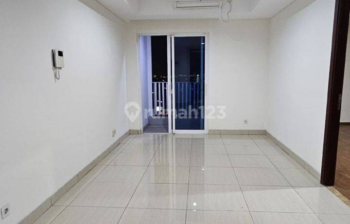 Dijual Apartemen MEWAH Siap Huni Terawat di Grand Sungkono Lagoon  dekat dengan Mayjend Sungkono, Bundaran Satelit, Tol Satelit, HR Muhammad, Dukuh Kupang, Ciputra World, Gunungsari, Villa Bukit Mas, Superindo, Darmo permai, Voila, Vertu, Via Vue, Darmo H