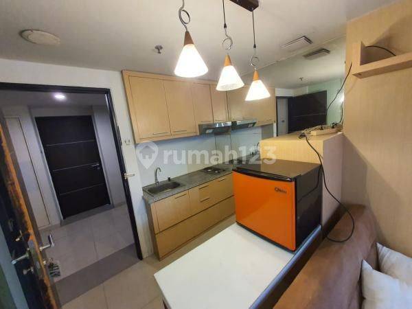Dijual Apartemen FULL FURNISH di The Square dekat dengan Universitas Petra, Kutisari, Padang Pasir, Rungkut, Tenggilis, Pondok Tjandra, Tol Tambak Sumur, Jalan Ahmad Yani, Waru, Cito, Apartemen Metropolis, Apartemen Tamansari Papilio