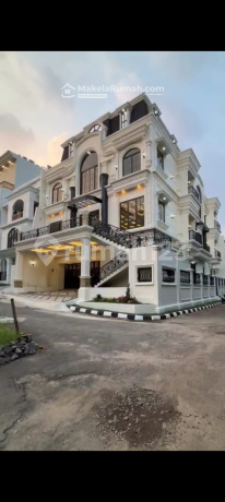 Rumah Mewah Brand New Cluster Kemang Private Pool dan Lift