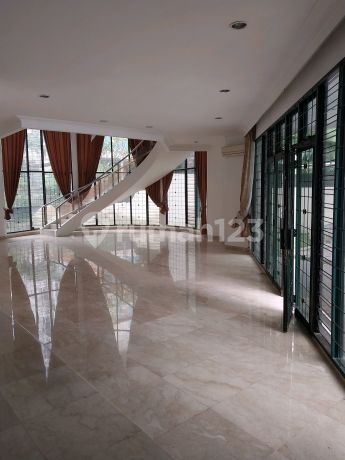 Rumah Kokoh, Lingkungan Tenang, Siap Huni, Sirkulasi Udara Bagus