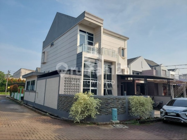 Dijual Rumah di Regensi Melati Mas Serpong Utara Dijual Rumah di Regensi Melati Mas Serpong Utara