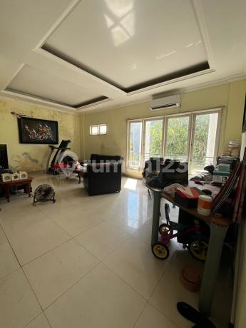 Jual cepat rumah manyar permai dekat sekolah internasional