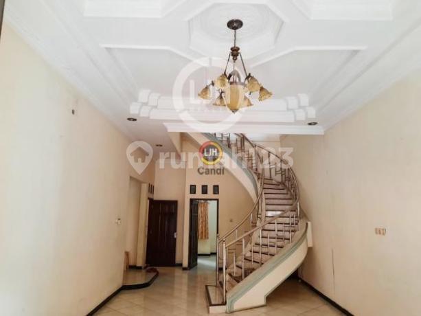 Rumah di Kanguru Timur Semarang