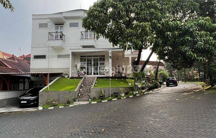 Dijual Rumah Taman Sari Bukit Bandung.