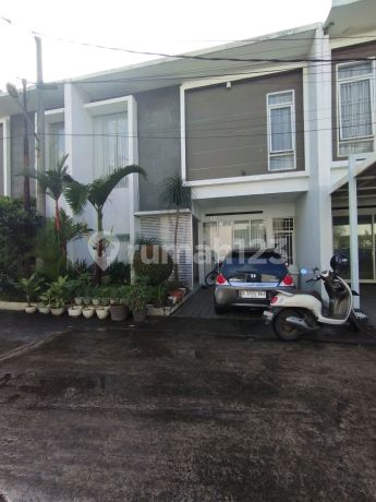 Dijual Rumah Bagus Di Perumahan Nuansa Indah,terusan Buah Batu Bandung