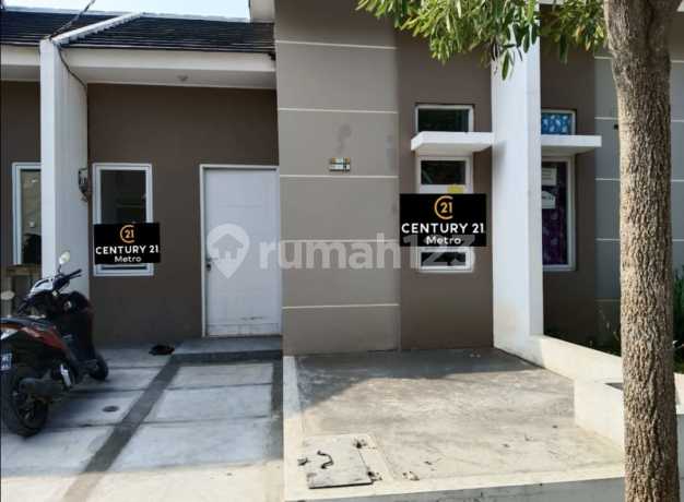 Ready-to-Occupy Minimalist House in Victoria Permai Cluster, Bekasi Ready-to-Occupy Minimalist House in Victoria Permai Cluster, Bekasi