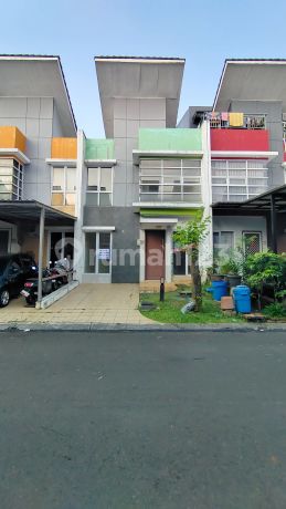 House in Riviera Village Paramount Gading Serpong
