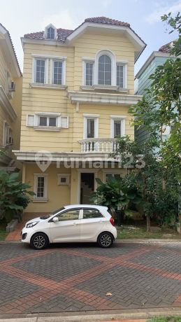 Dijual Cepat Rumah Baru 3 Lantai di Montana Village, Gading Serpong, Tangerang