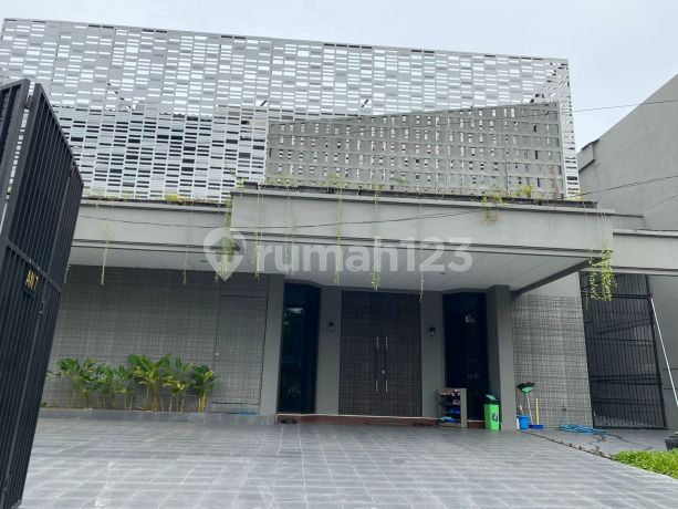 Ca952 Dijual Rumah Minimalis Mewah Full Furnish Dekat Akses Tol di Raya Satelit Indah Surabaya Ca952 Dijual Rumah Minimalis Mewah Full Furnish Dekat Akses Tol di Raya Satelit Indah Surabaya