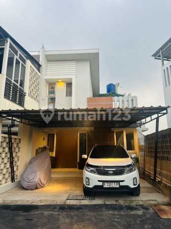 Rumah Mewah Di Cinere Bebas Banjir Dalam Townhouse Rumah Mewah Di Cinere Bebas Banjir Dalam Townhouse