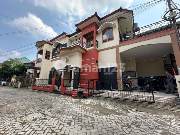 Rumah Perum Pesona Mentari 2 Lantai di Jalan Kaliurang KM 9 Rumah Perum Pesona Mentari 2 Lantai di Jalan Kaliurang KM 9