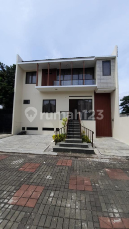 Luxury and New House, Golden Park Serpong