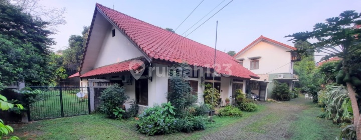 House for Sale Cheap and Strategic Location House for Sale Cheap and Strategic Location