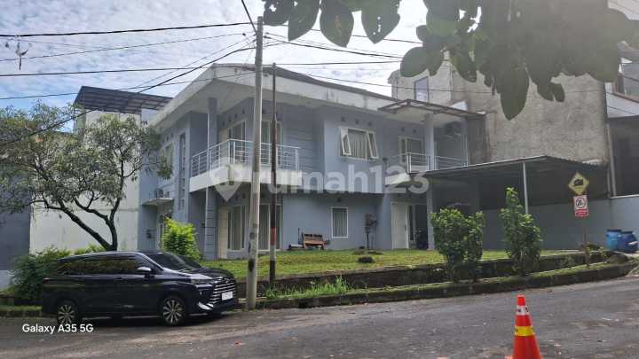 Rumah Hook Bandung City View Siap Huni