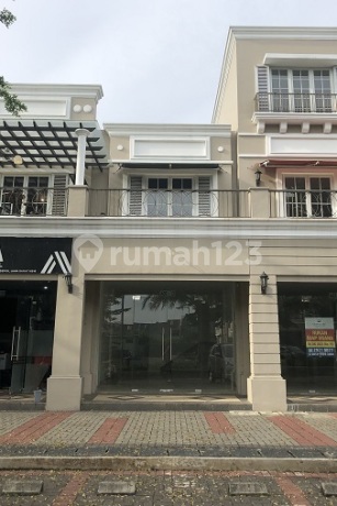 Shop House in Good Condition, Price Reduced at Citralake Sawangan