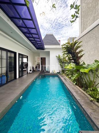 Rumah Bagus Privet Pool di Cilandak Belakang Citos Dekat MRT SHM Rumah Bagus Privet Pool di Cilandak Belakang Citos Dekat MRT SHM