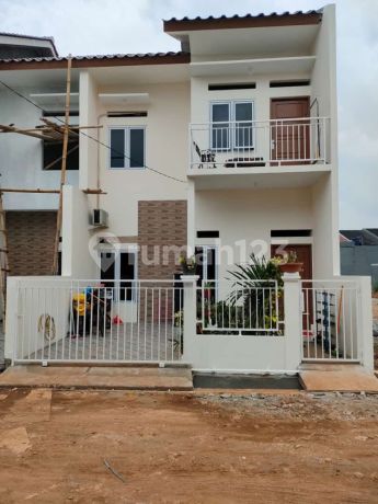 Rumah Lokasi Dekat LRT Cikunir Akses Tol Jatibening Pondokgede