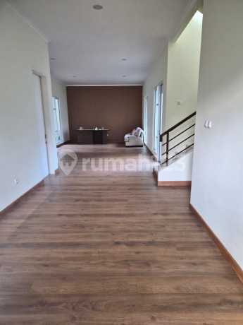 Rumah Dekat Club House Cluster San Lorenzo - Gading Serpong Rumah Dekat Club House Cluster San Lorenzo - Gading Serpong
