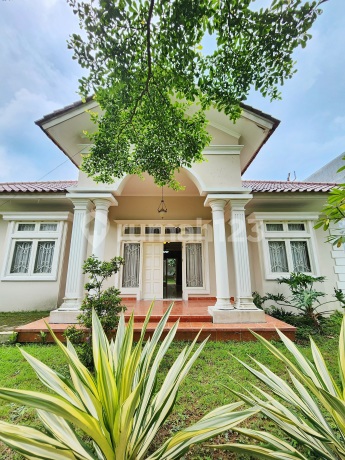 Rumah Sentul City dalam cluster jalan lebar, Bogor