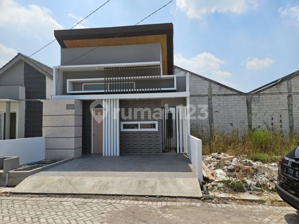  Rumah Maharaja Residence 1 Lantai Menganti Gresik 