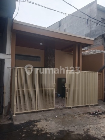 Jual Rumah di Villa Mahkota Indah Tarumajaya Bekasi (D0240) Jual Rumah di Villa Mahkota Indah Tarumajaya Bekasi (D0240)