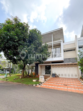 Siap Huni, Rumah, 2 Lantai Hook Cluster Grisea Gading Serpong
