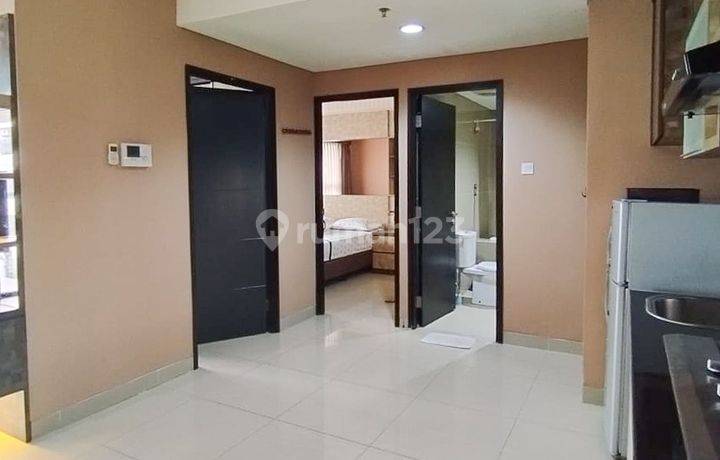 Apartemen Skyline Paramount 2 Kamar Tidur Bagus Furnished