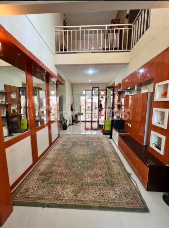 Rumah 2 Lantai SHM Siap Huni di Villa Mulawarman Banyumanik